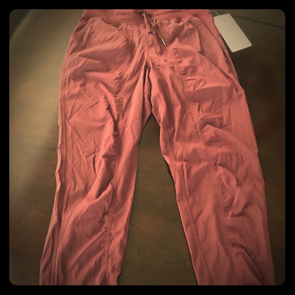 Lululemon Dance Studio Jogger NWT